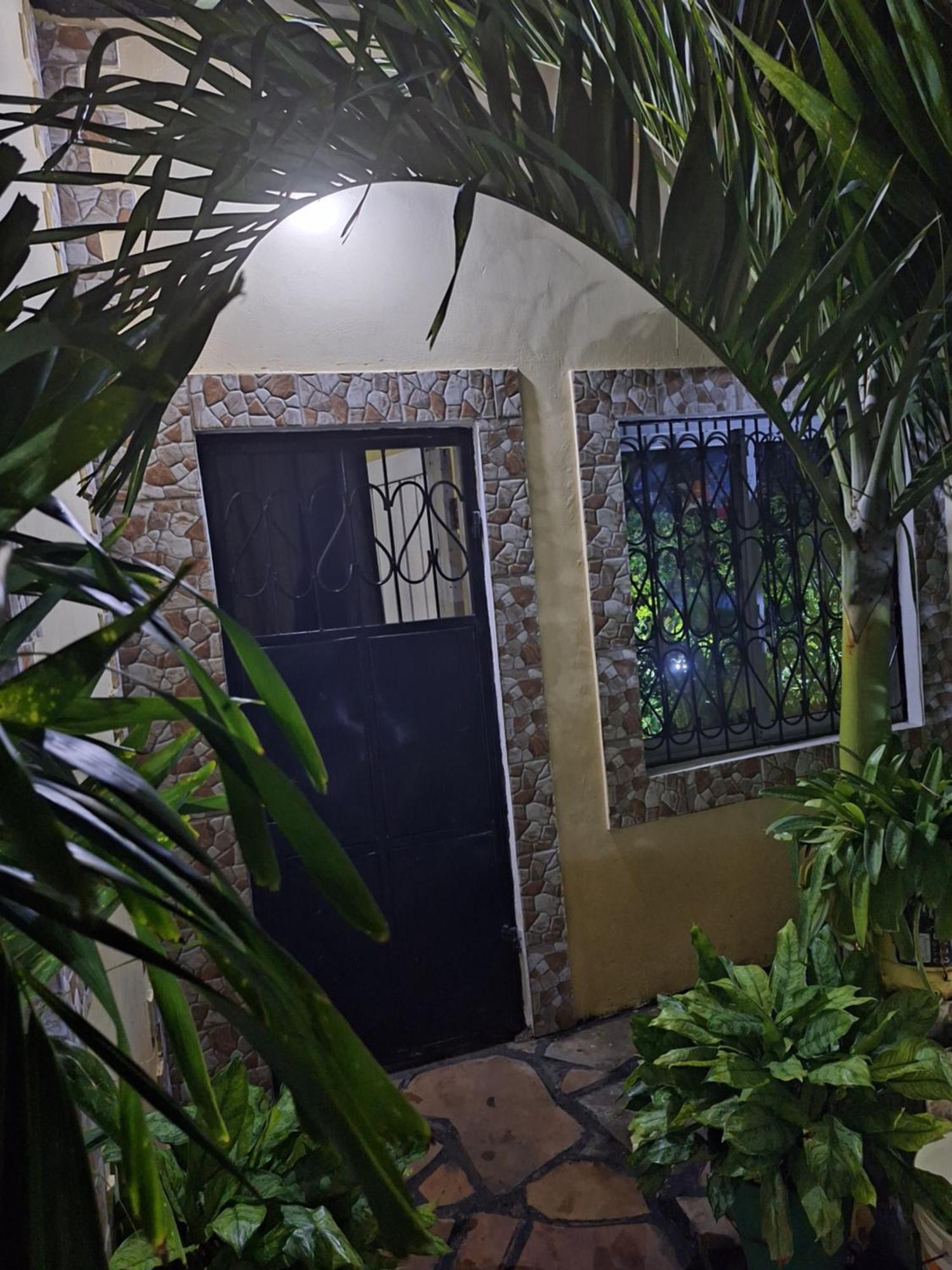 Mount Zion Guest House, Mtwapa Mtomondoni Mombasa Exterior photo